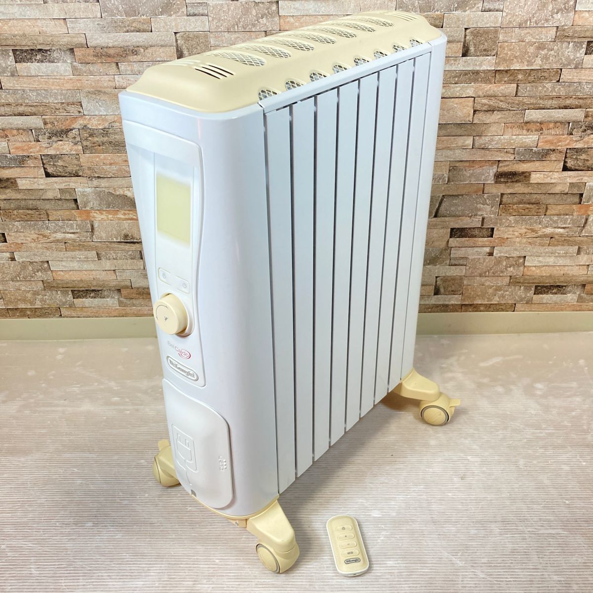 美品即決 デロンギ DeLonghi オイル・ラジエーターヒーター H290812EC