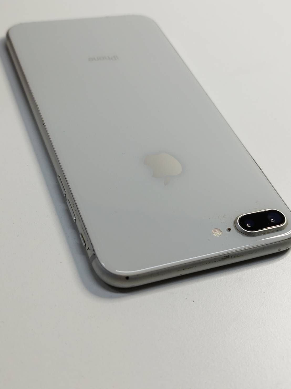 工場 【ジャンク】iPhone 8 Plus/256GB/A1898〈MQ9P2J/A〉