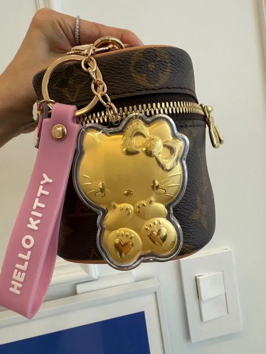 Mrs. GREEN APPLE ポーチ バッジセット キーホルダー Mrs. GREEN APPLE