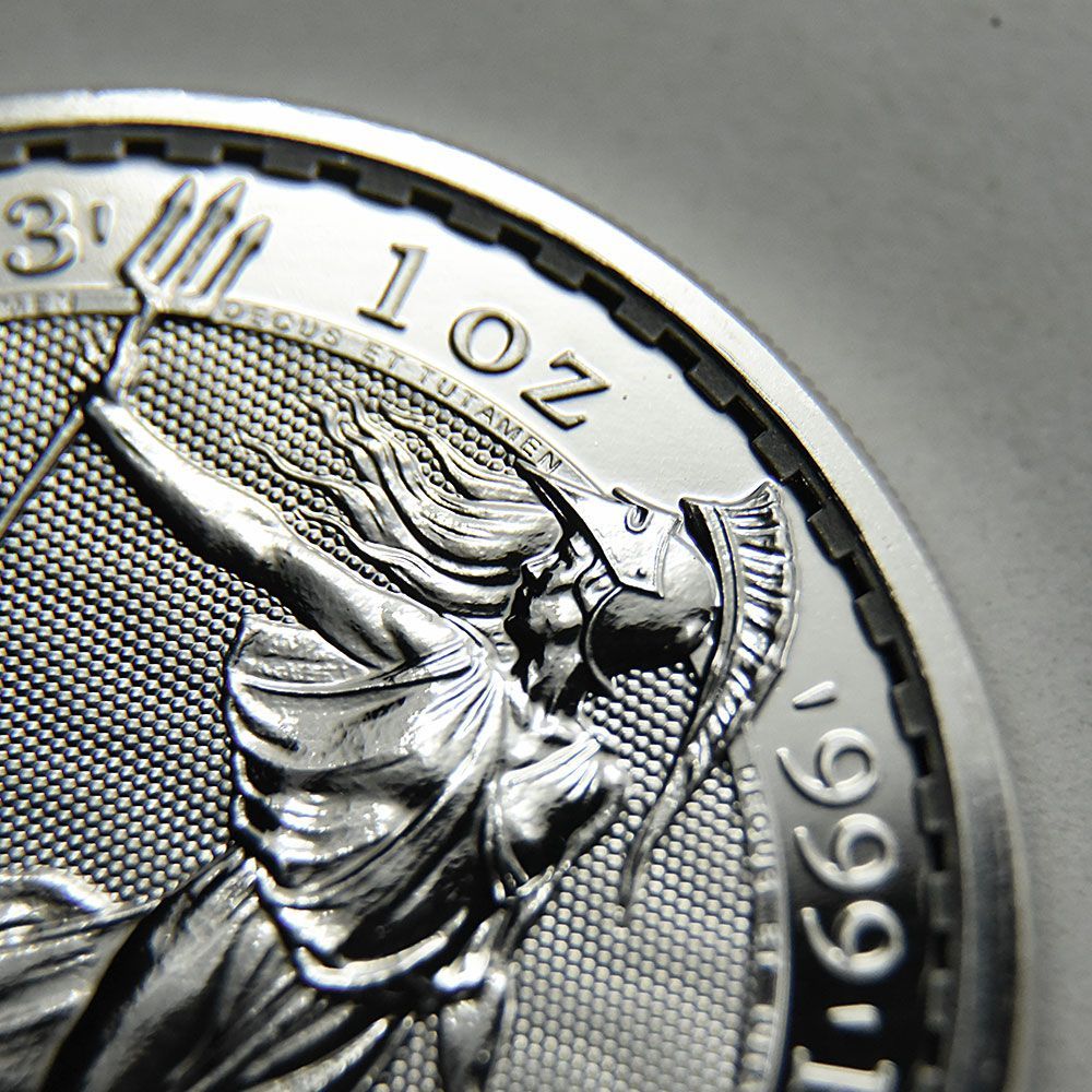 イギリス 2023 エリザベス2世 ブリタニア 2ポンド 1オンス 銀貨1枚