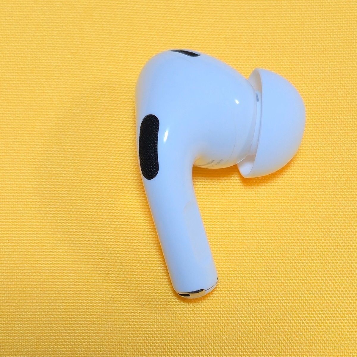 AirPods Pro 第2世代 USB-C☆A3047(R)右耳のみ＿N3 オーディオ機器