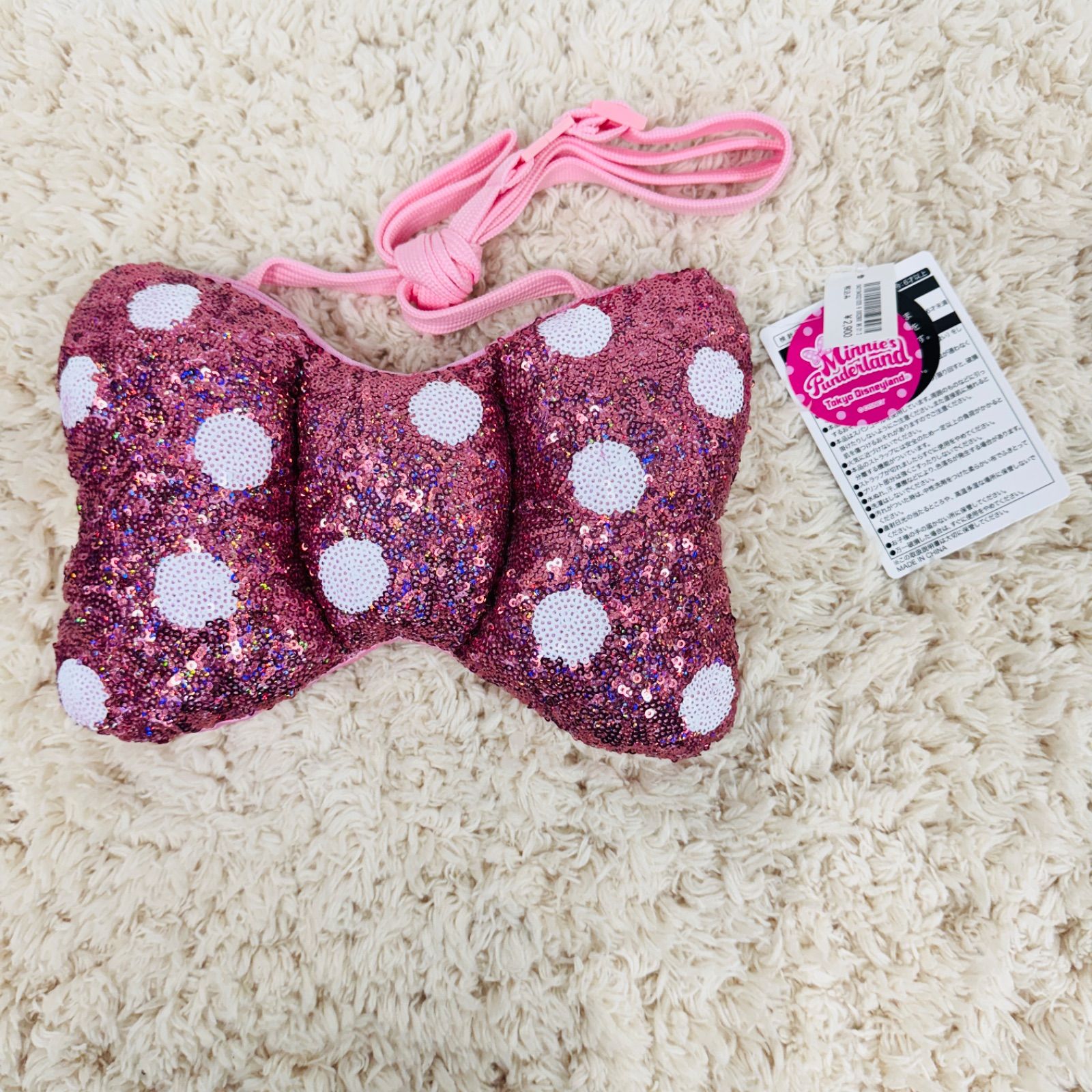 新品 ディズニー ミニー リボン スパンコール ショルダー ポシェット