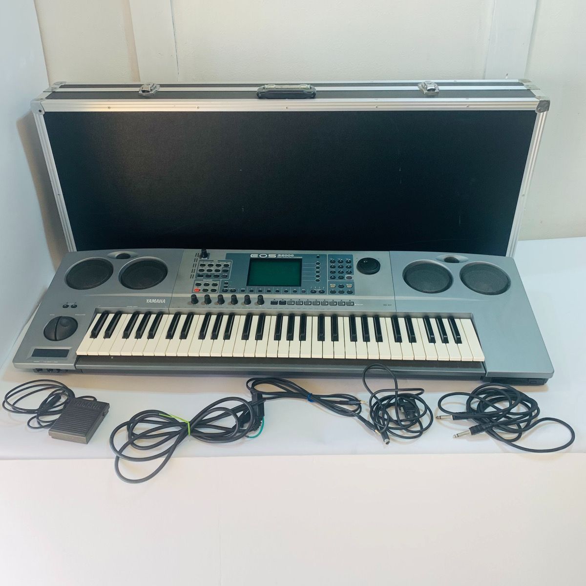 Yamaha EOS シンセサイザー 61鍵盤 Yamaha EOS シンセサイザー 61鍵