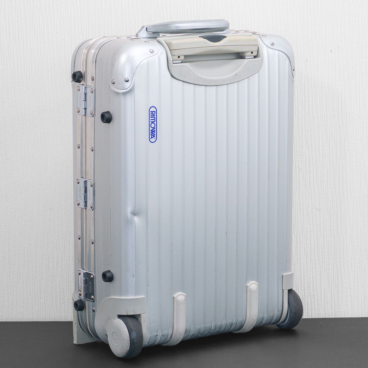 RIMOWAリモワ トパーズ シルバー32l 機内持込 青ロゴ 静音化 RIMOWA