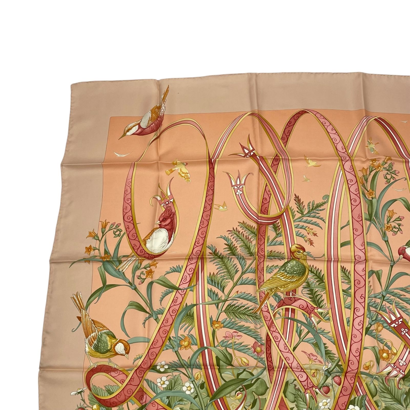 イタリア製 サルヴァトーレ フェラガモ シルク スカーフ 鳥 花柄