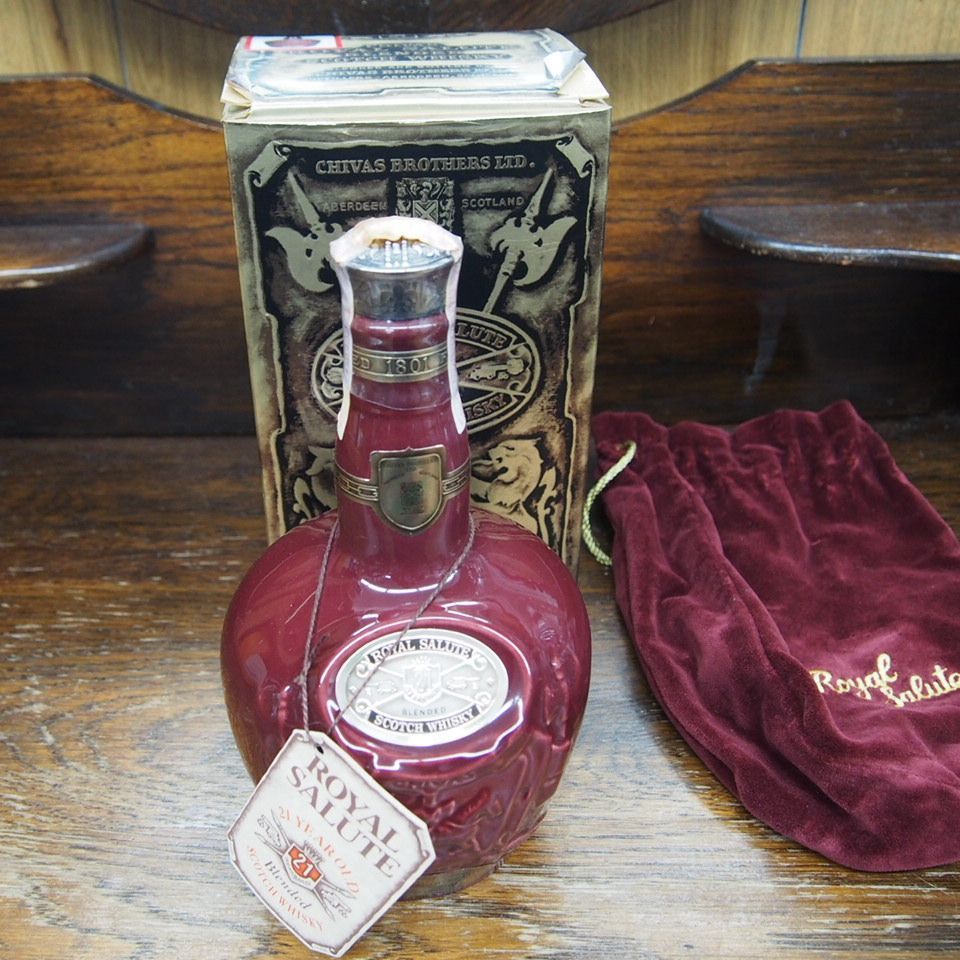 未開栓 コレクション SALUTE ロイヤルサルート 21年 赤ボトル