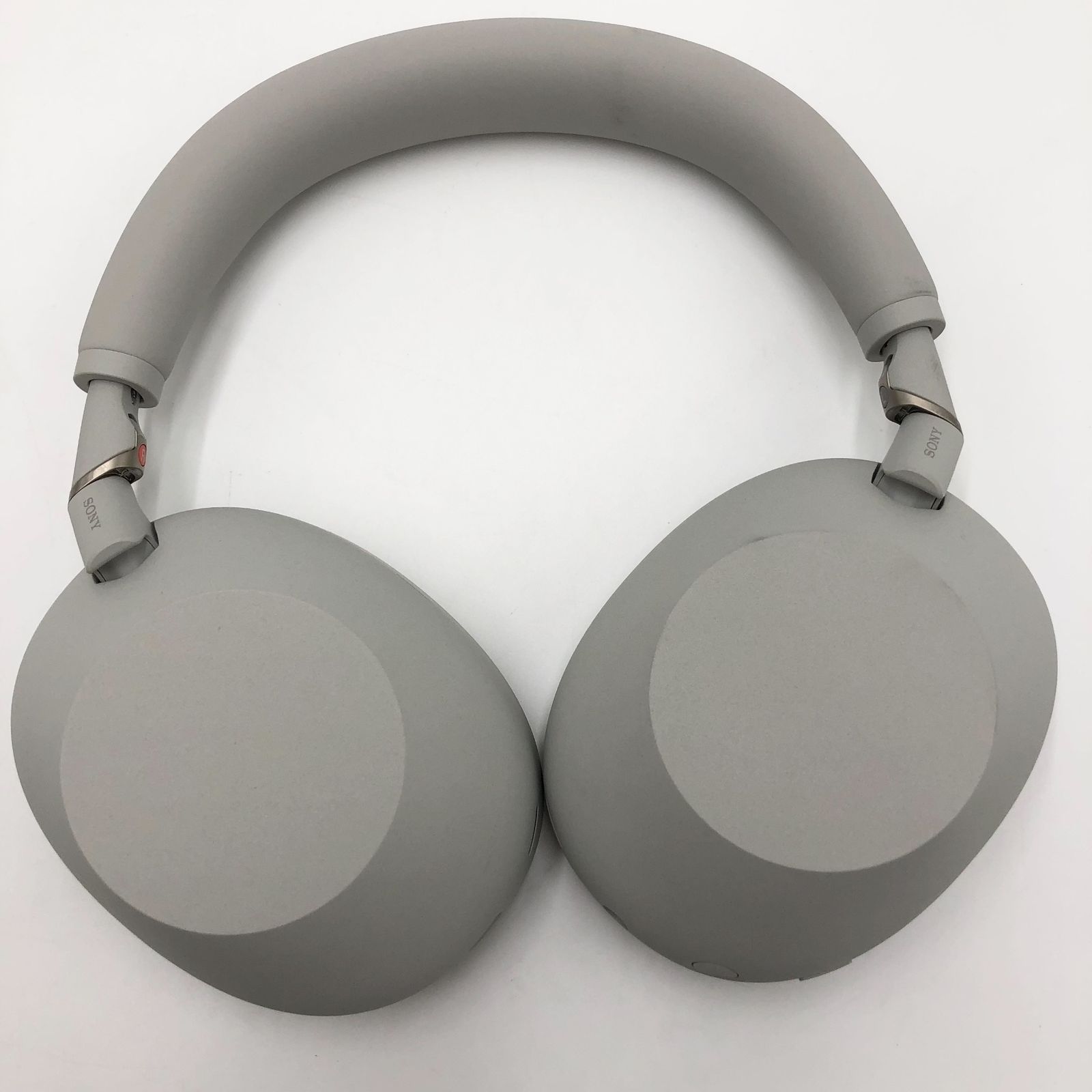 ソニー(SONY)WH-1000XM6 プラチナシルバー:ワイヤレスヘッドホン 世界