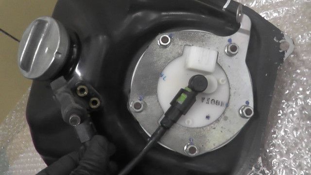 ディオ FI AF68-1007xxx の ガソリンタンク アウトレット ポンプ