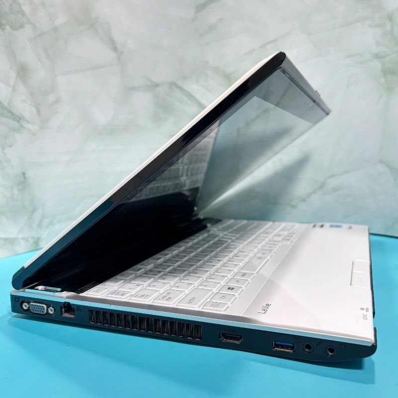 爆速Core i7✨美品✨NECノートパソコン✨メモリ8GB 新品SSD windows11