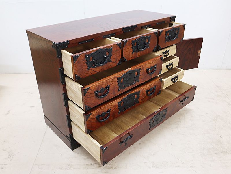 ◇岩谷堂箪笥◇ 民芸家具 四尺 白鳥 整理箪笥 横長箪笥 中型タンス/和