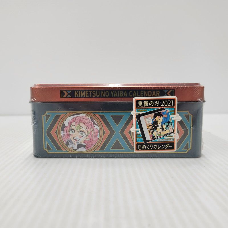 未使用品】 鬼滅の刃 コミックカレンダー2021 特製缶入り日めくり
