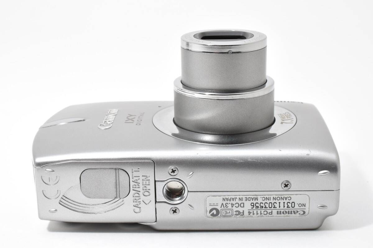 ☆美品☆Canon キヤノン IXY DIGITAL 600 PC1114 シルバー #4252W0184
