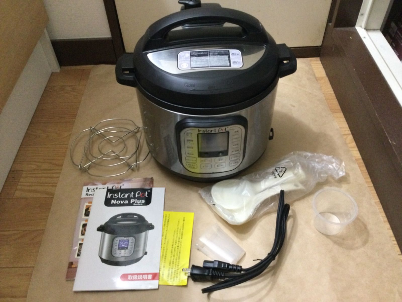 インスタントポット InstantPot NovaPlus60 電気圧力鍋 5.7L - メルカリ