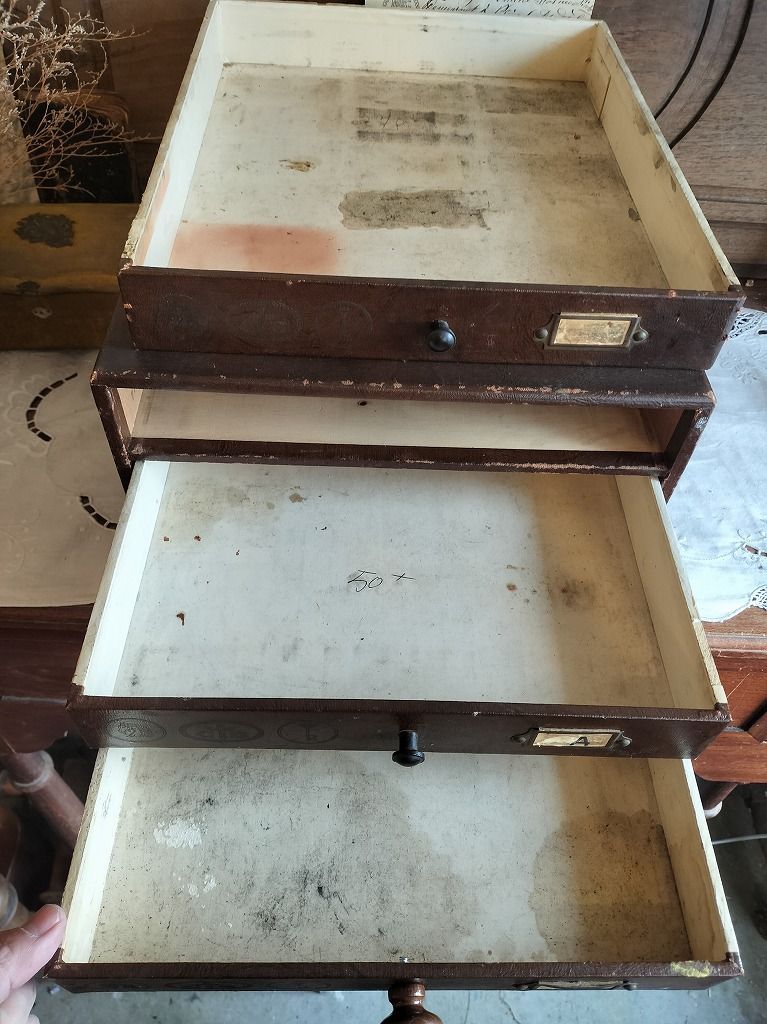 フランス アンティーク カルティエ ブレッソン スプールキャビネット 3