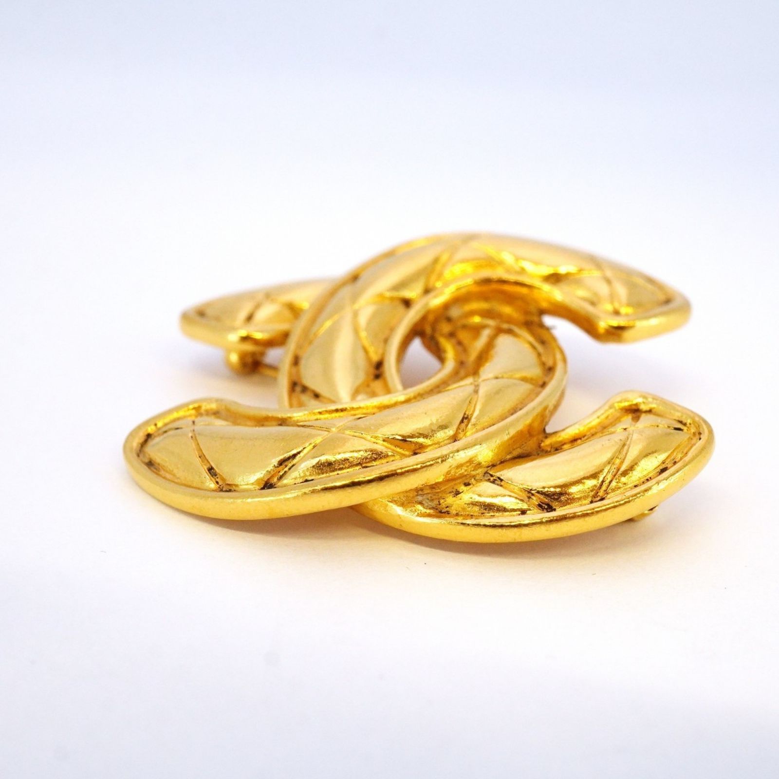 シャネル(Chanel) シャネル ブローチ ココマーク マトラッセ GPメッキ