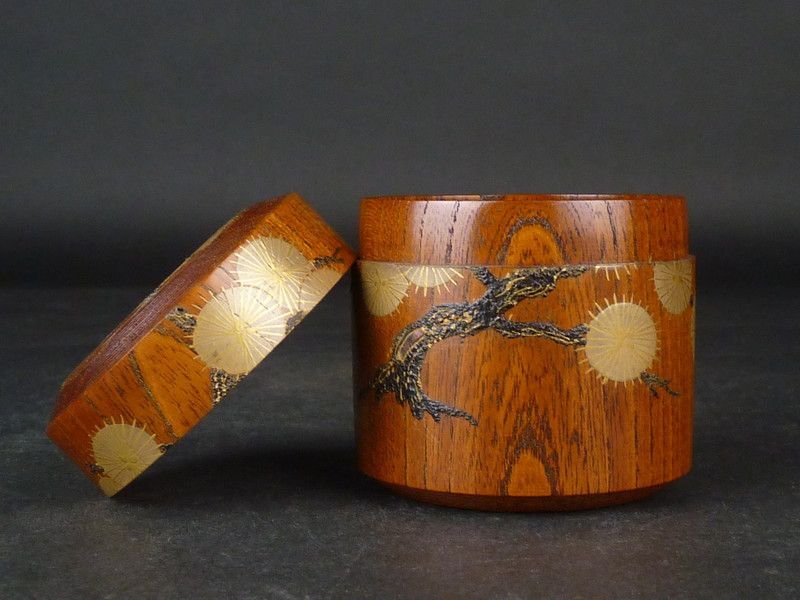 清宮】道場宗廣「唐松 本物 欅雪吹」共箱 高さ 約7.5㎝ 幅 約7㎝ 木製