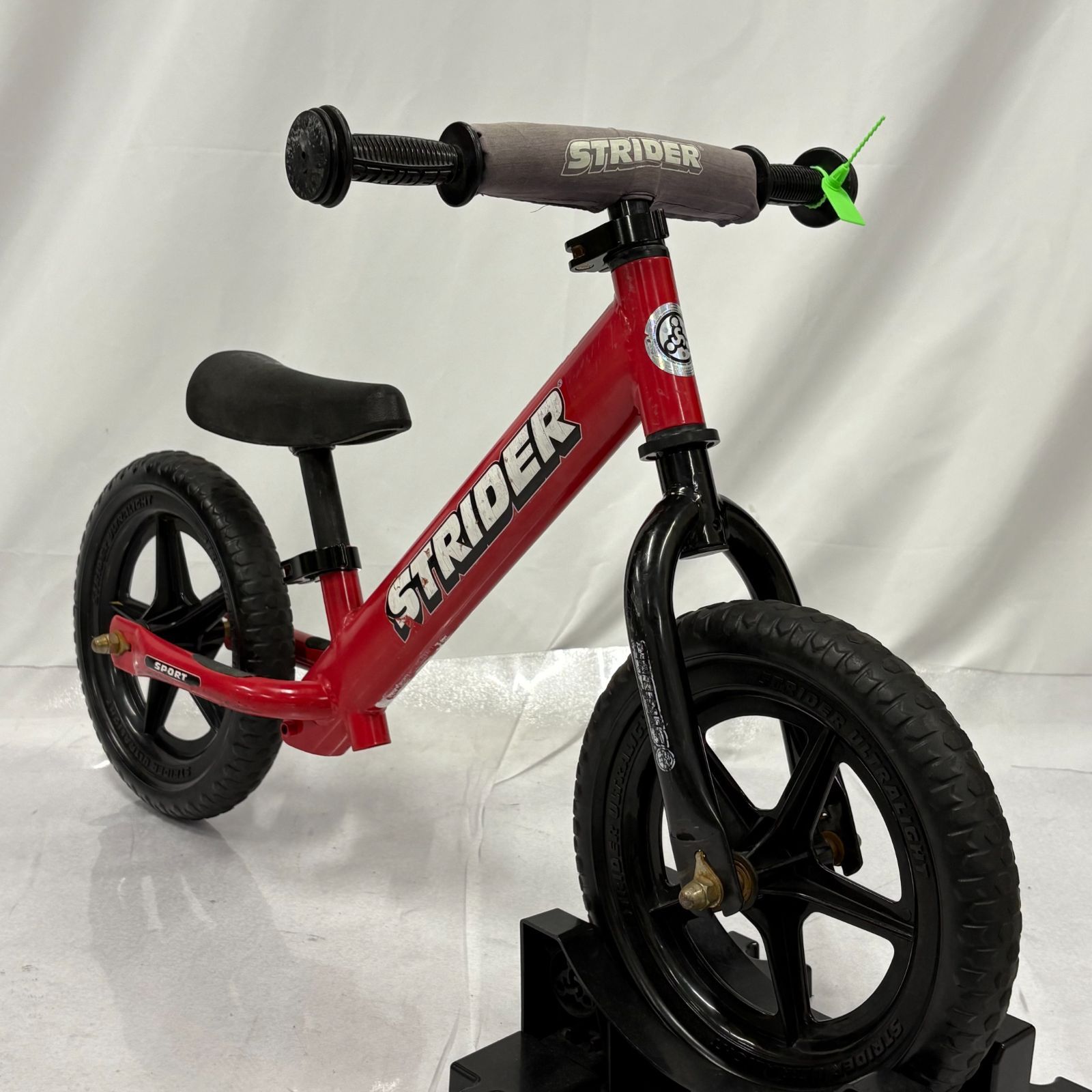 ストライダー、STRIDER 12、赤 Amazon.co.jp: ロッキングストライダー