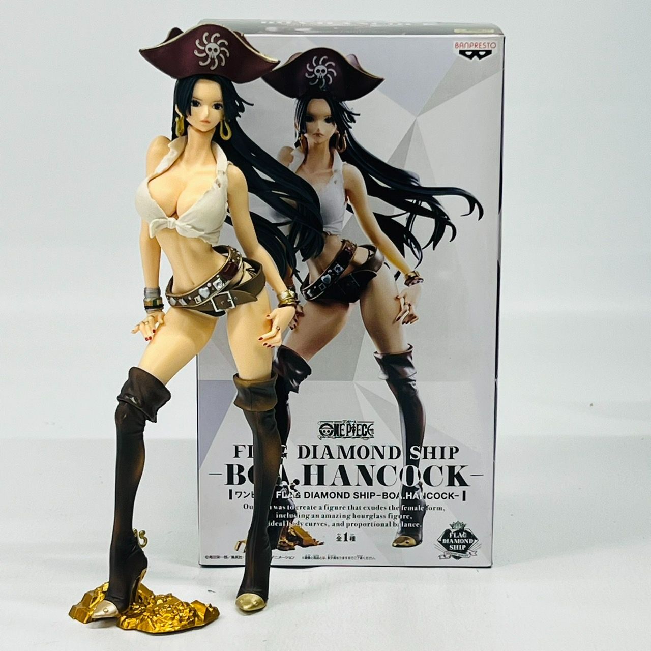 フラッグ ダイヤモンドワンピース ニコロビン ナミ ビビ レイジュ