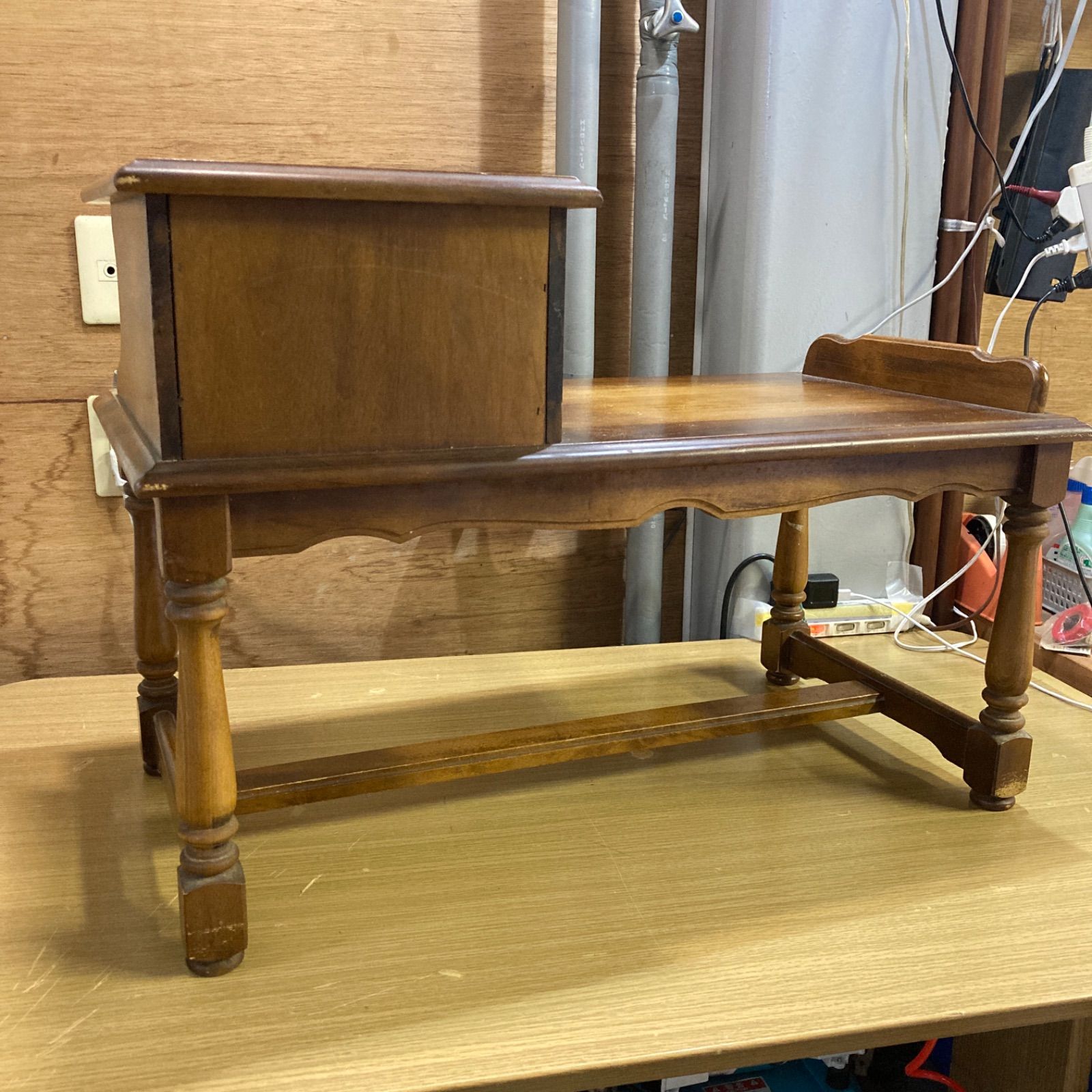 カリモク コロニアル テレフォンベンチ 電話台 花台 FAX台 ※i4-2