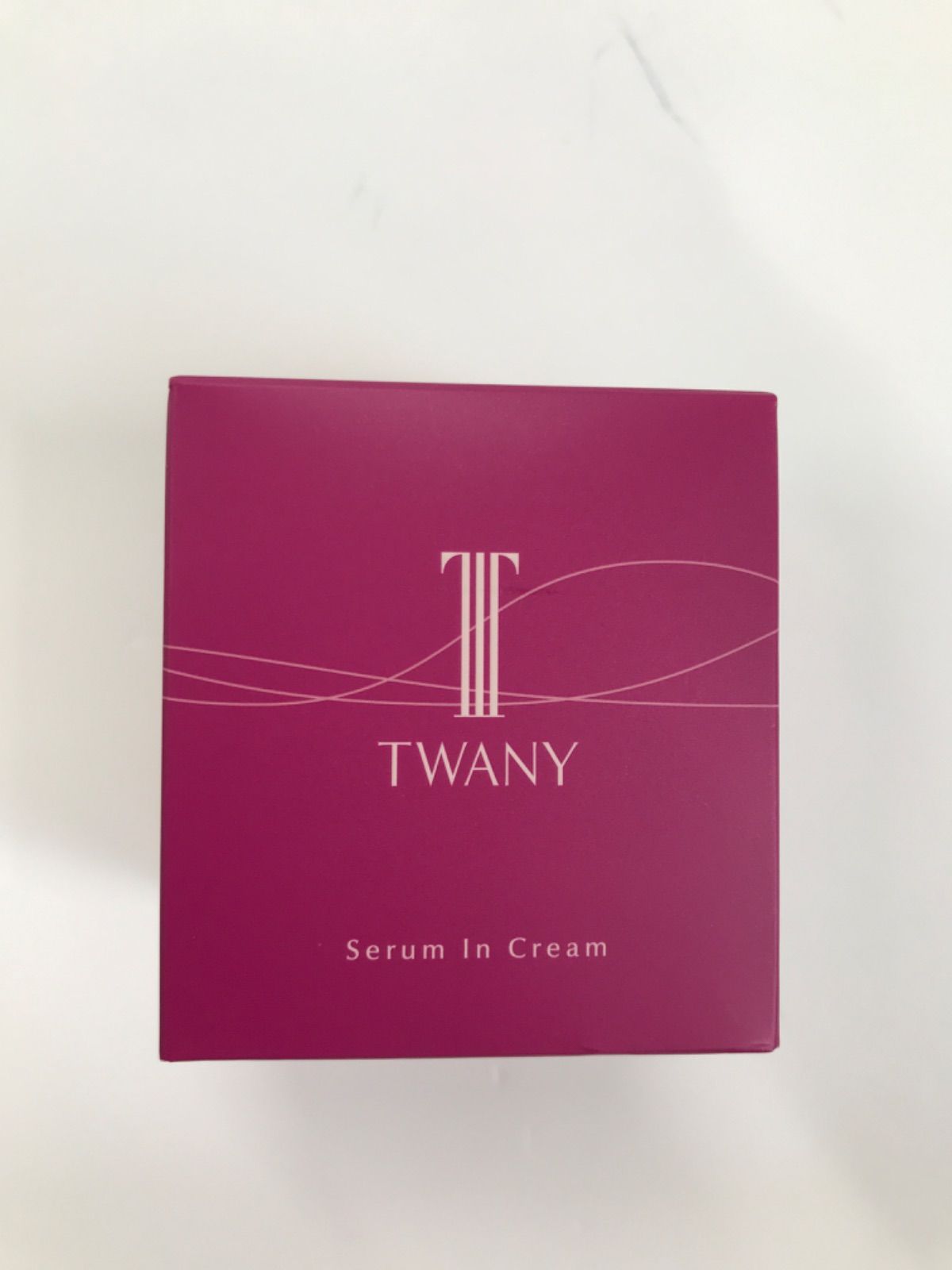 トワニー グロウ クリーム 30g グロウ エマルジョン / トワニー(乳液