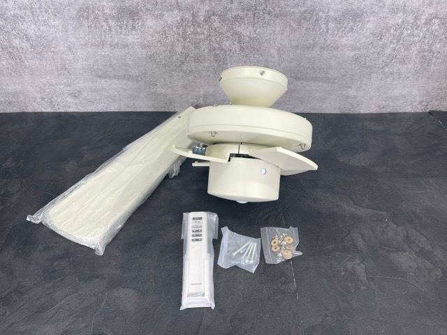 本物 インテリアファン【未使用】動作保証 KOIZUMI コイズミ照明