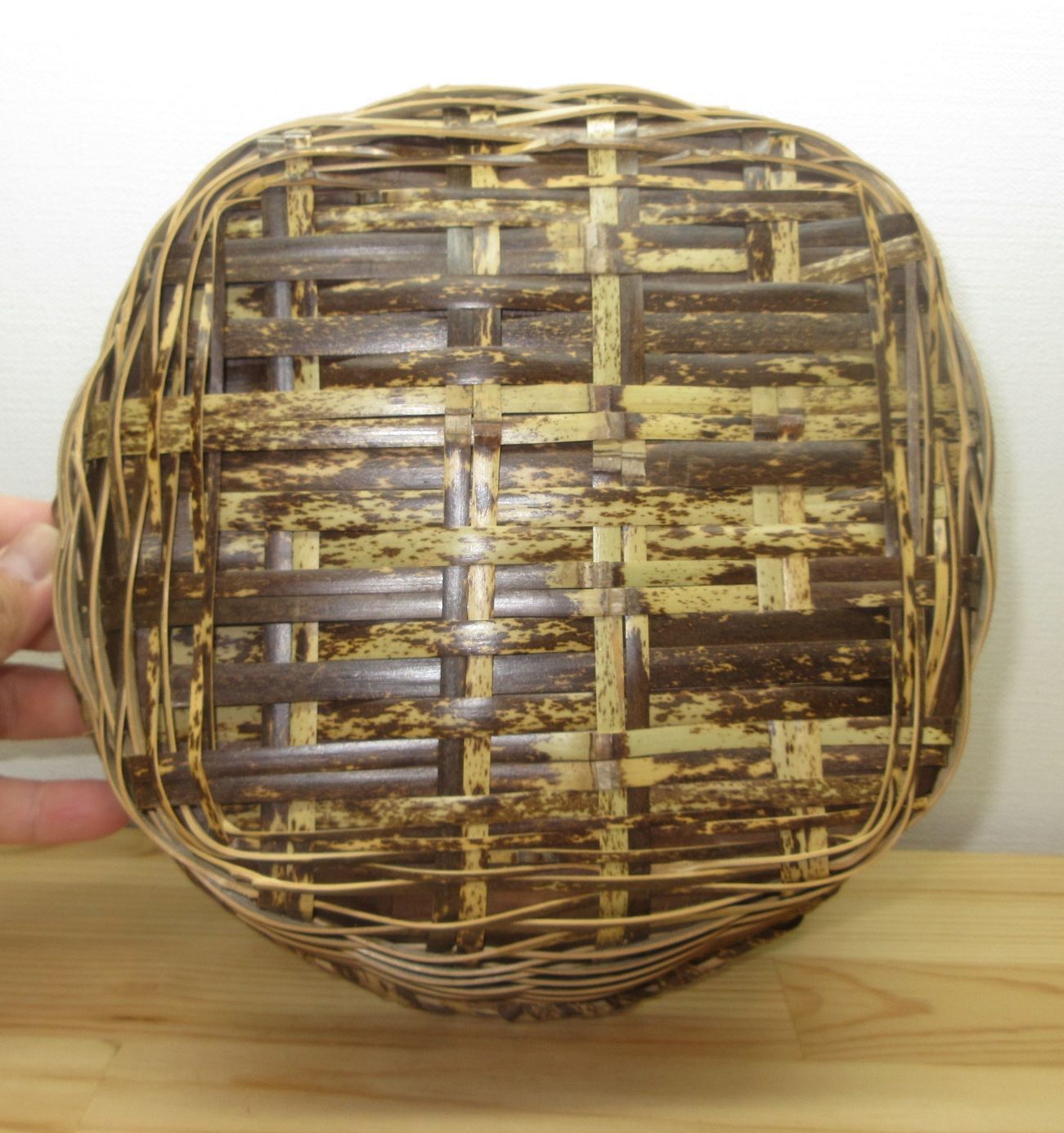 逢絢亭・新品】茶道具 水屋道具 炭斗 さざえ籠 風炉用 高品質 木製