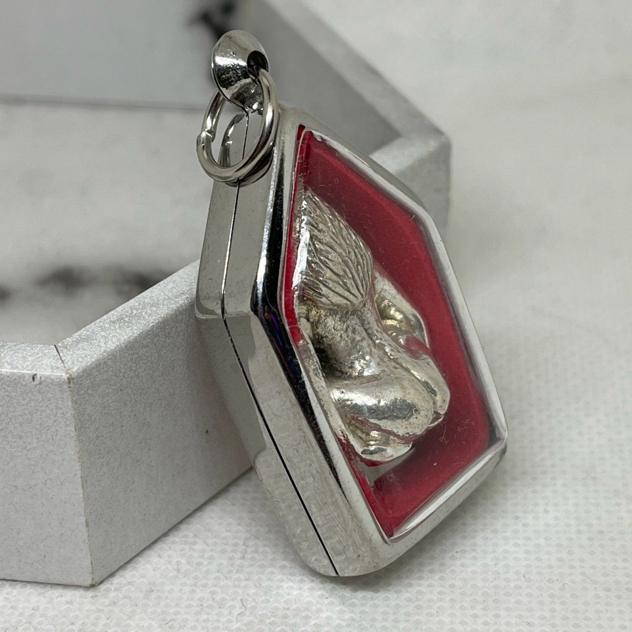 プラクルアン 仏教 女性 母親 タイ 呪物 民芸品 御守り お守り 御神体