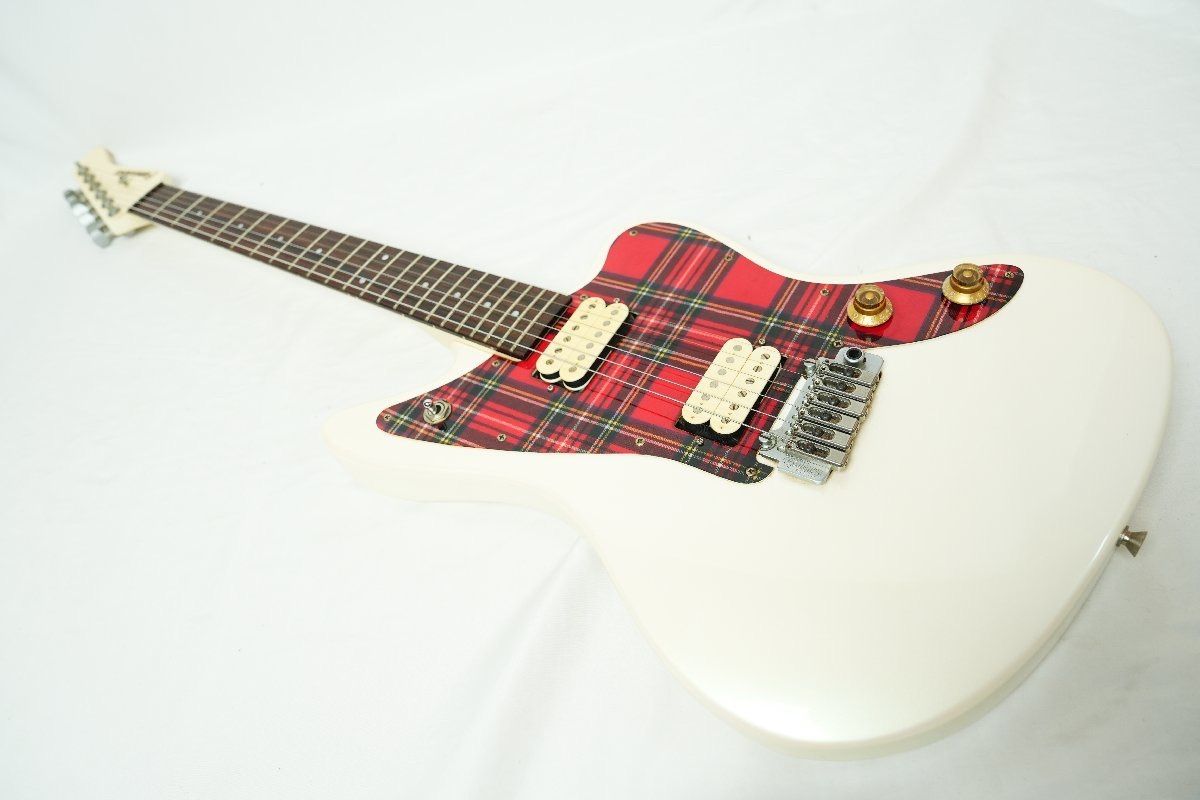 ミニギター 伊藤賢一 フェルナンデス