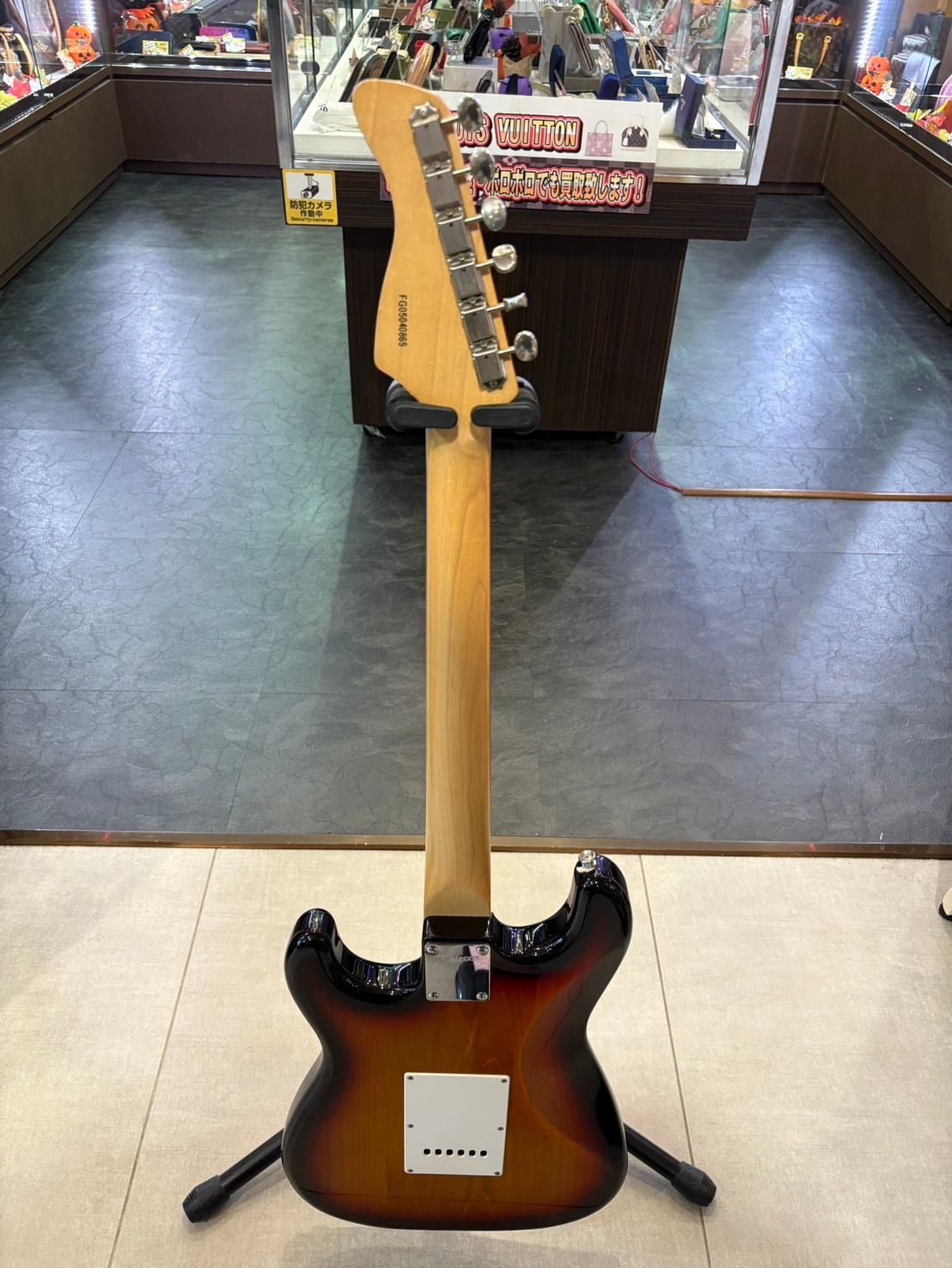 ◇FERNANDES フェルナンデス エレキギター サンバースト 最も安い