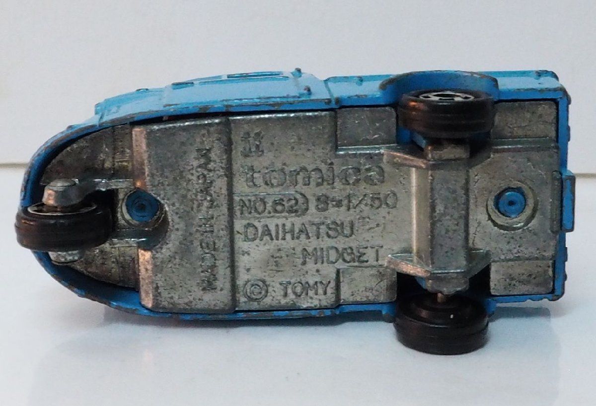 日本製トミカ No.62【ダイハツ ミゼット DAIHATSU MIDGET 三輪トラック