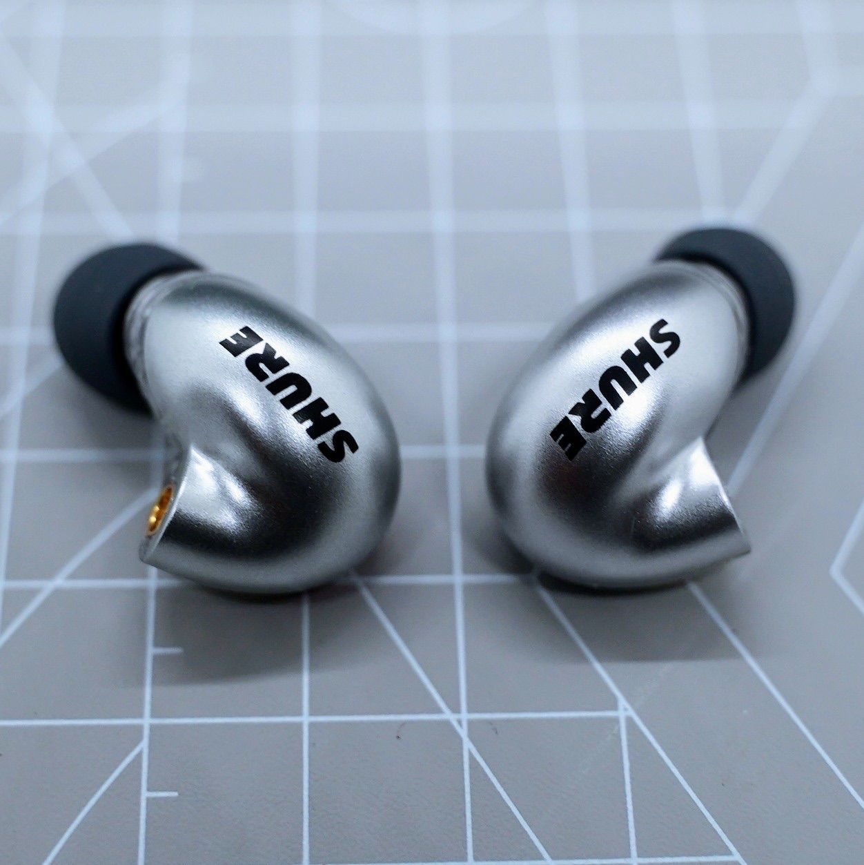 グラファイトシルバー DIY 公式 SE846(第2世代) 純正12BAユニット使用