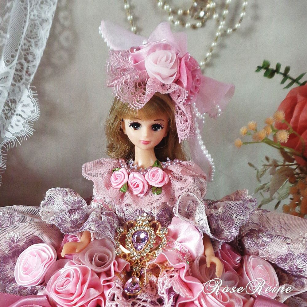 XmasSale アンネローゼ王妃クラシカルモーブピンクの豪華フリルドール