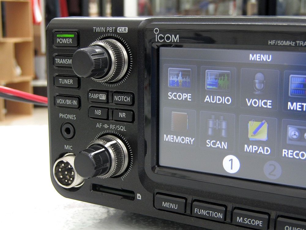 icom HF/50MHz トランシーバー IC-7300M＆マイク 分配器 ICOM IC-7300