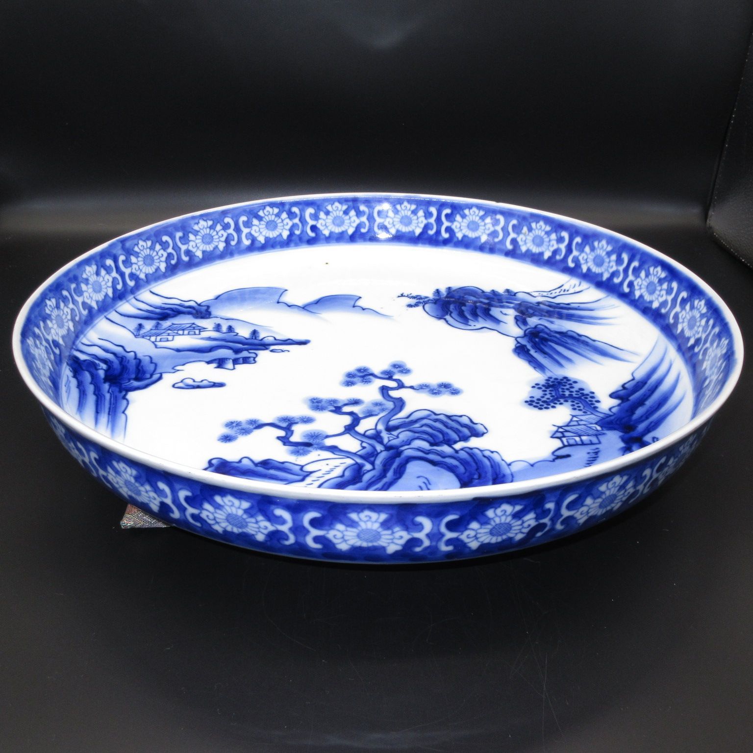 ☆ 陶磁器 有田焼 青絵染付 松柄山水図 大皿 盛皿 皿 大鉢 盛鉢 鉢 13