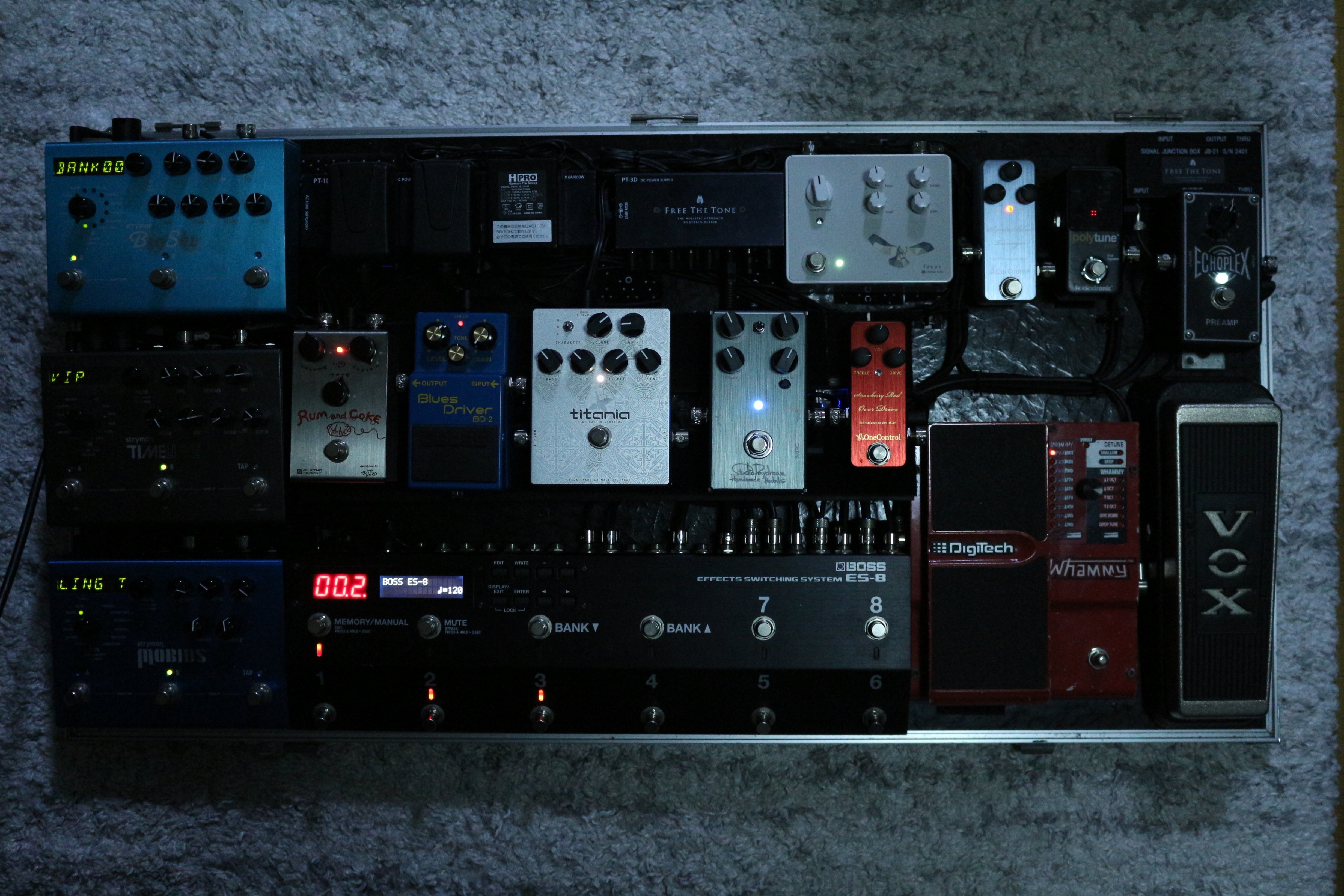 機材オタクのアマチュアギタリストによるクソデカエフェクターボード
