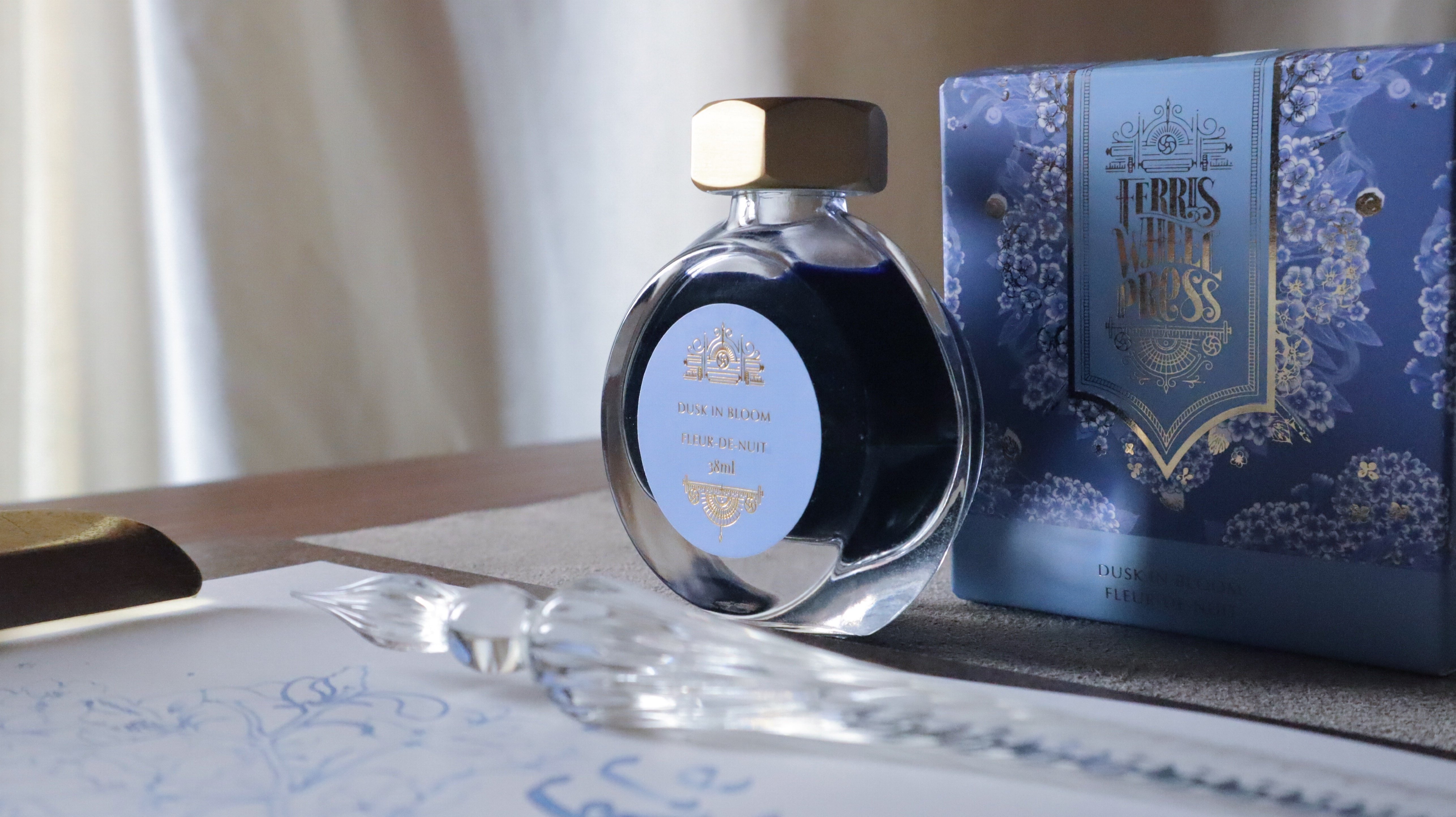 ガラスペン】マジックアワーの空の色。フェリスホイールプレス DUSK IN