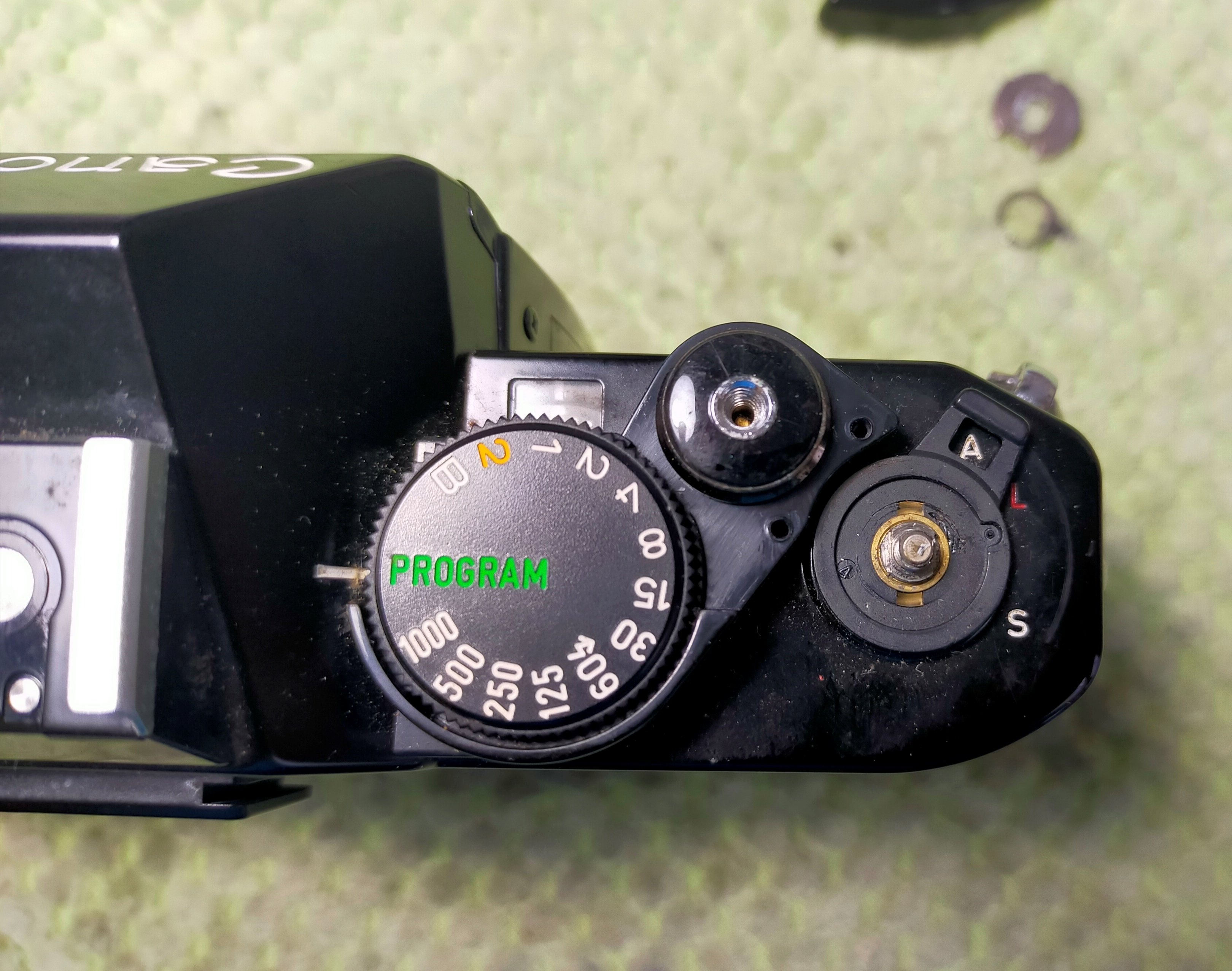 Canon AE-1P シャッターOK Canon AE-1 PROGRAMの分解｜フィルムカメラ