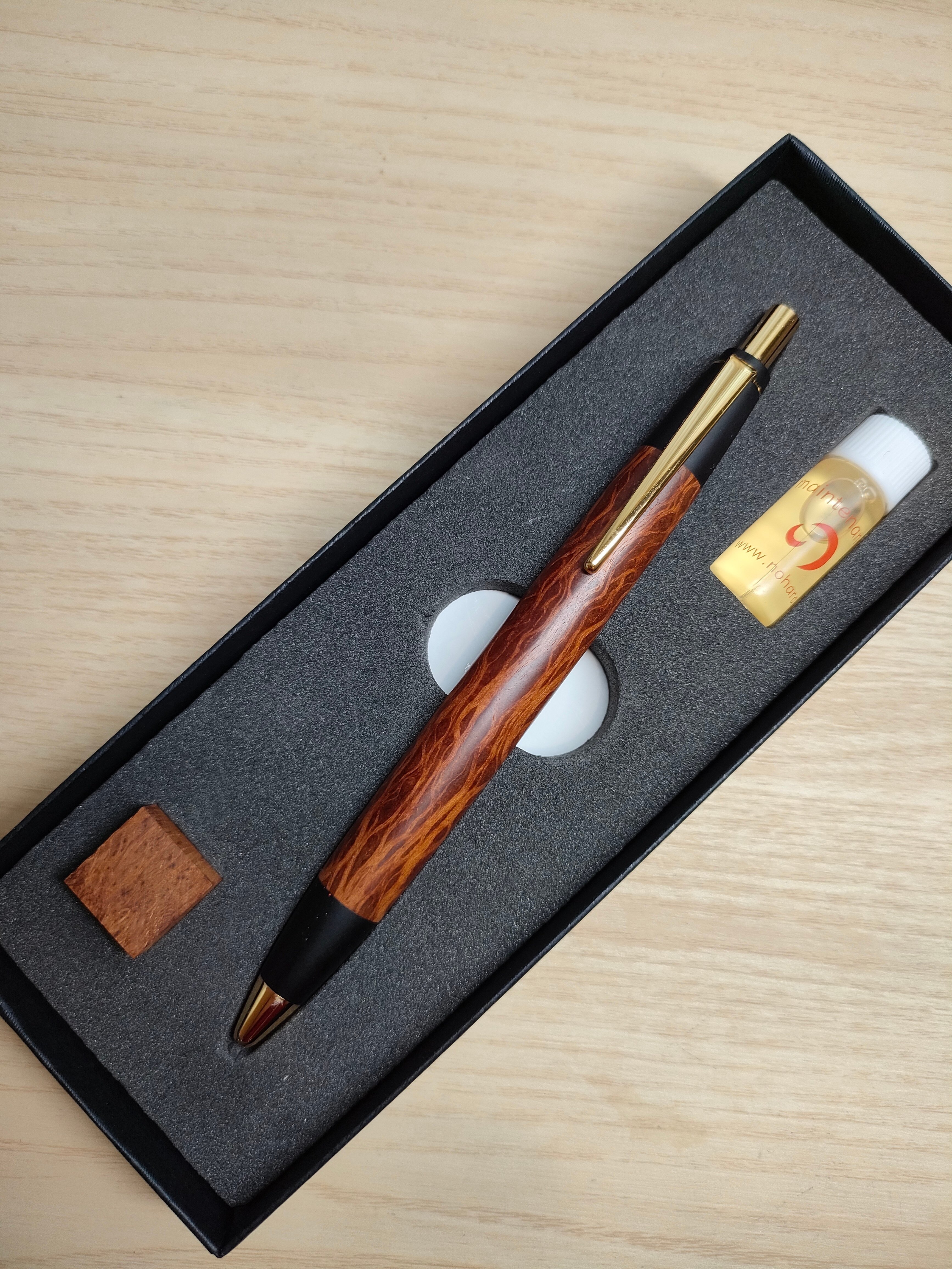 野原工芸 購入品ギャラリー｜馬に水を飲ませる