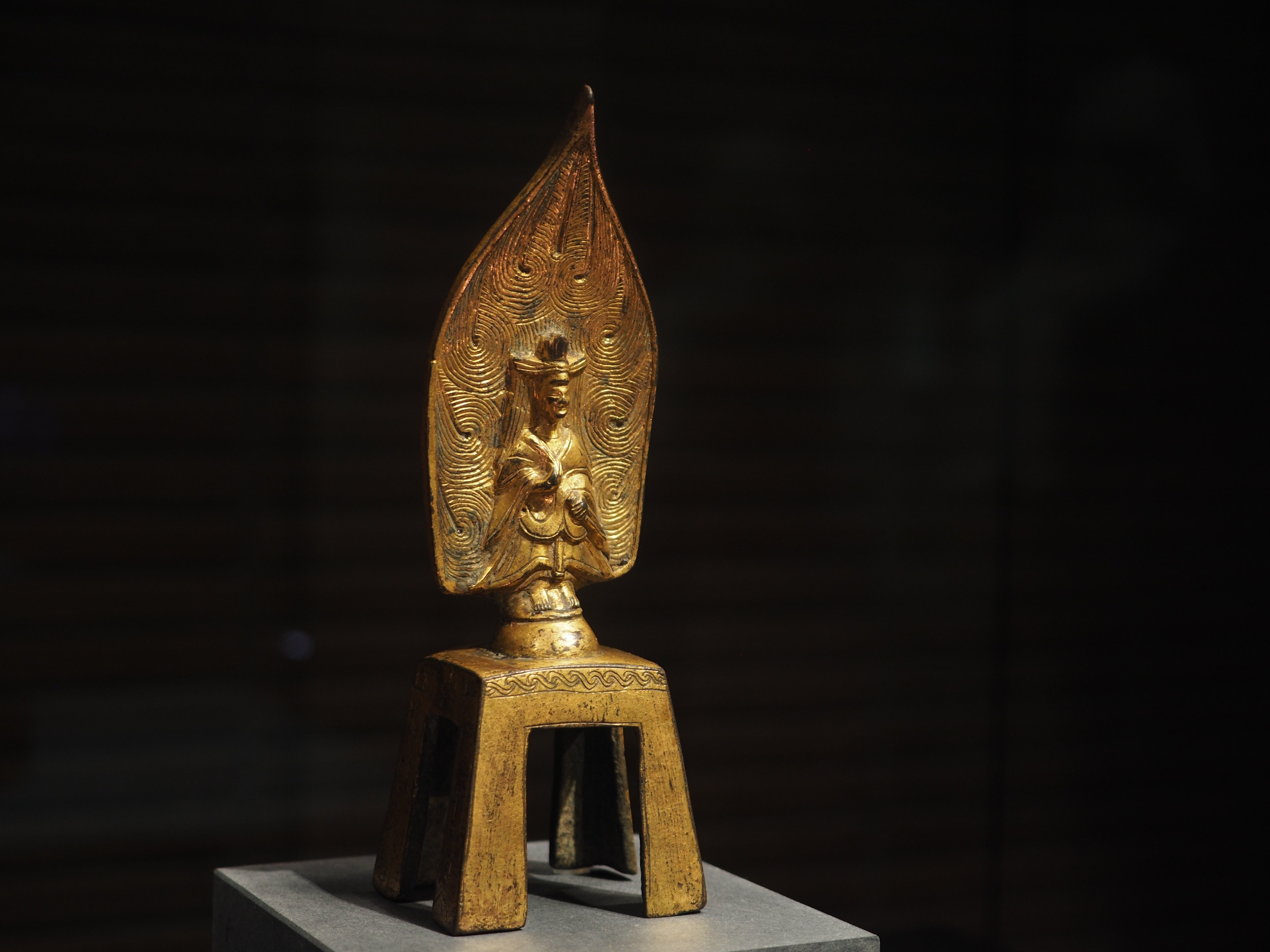 古代中国の仏像が……@ 東京国立博物館｜かわかわ