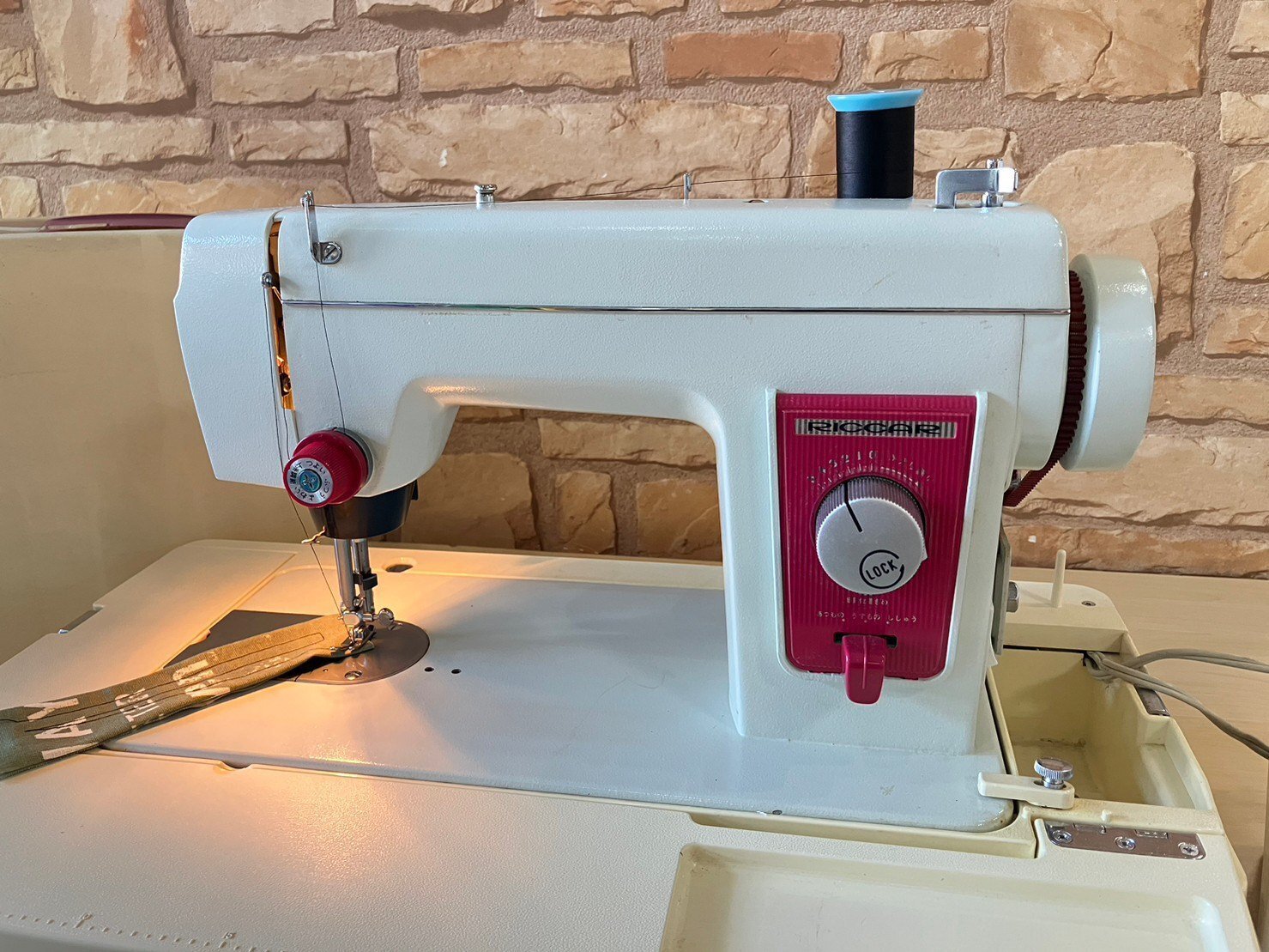 レトロ アンティークミシン RICCAR リッカー ミシン RW-6L