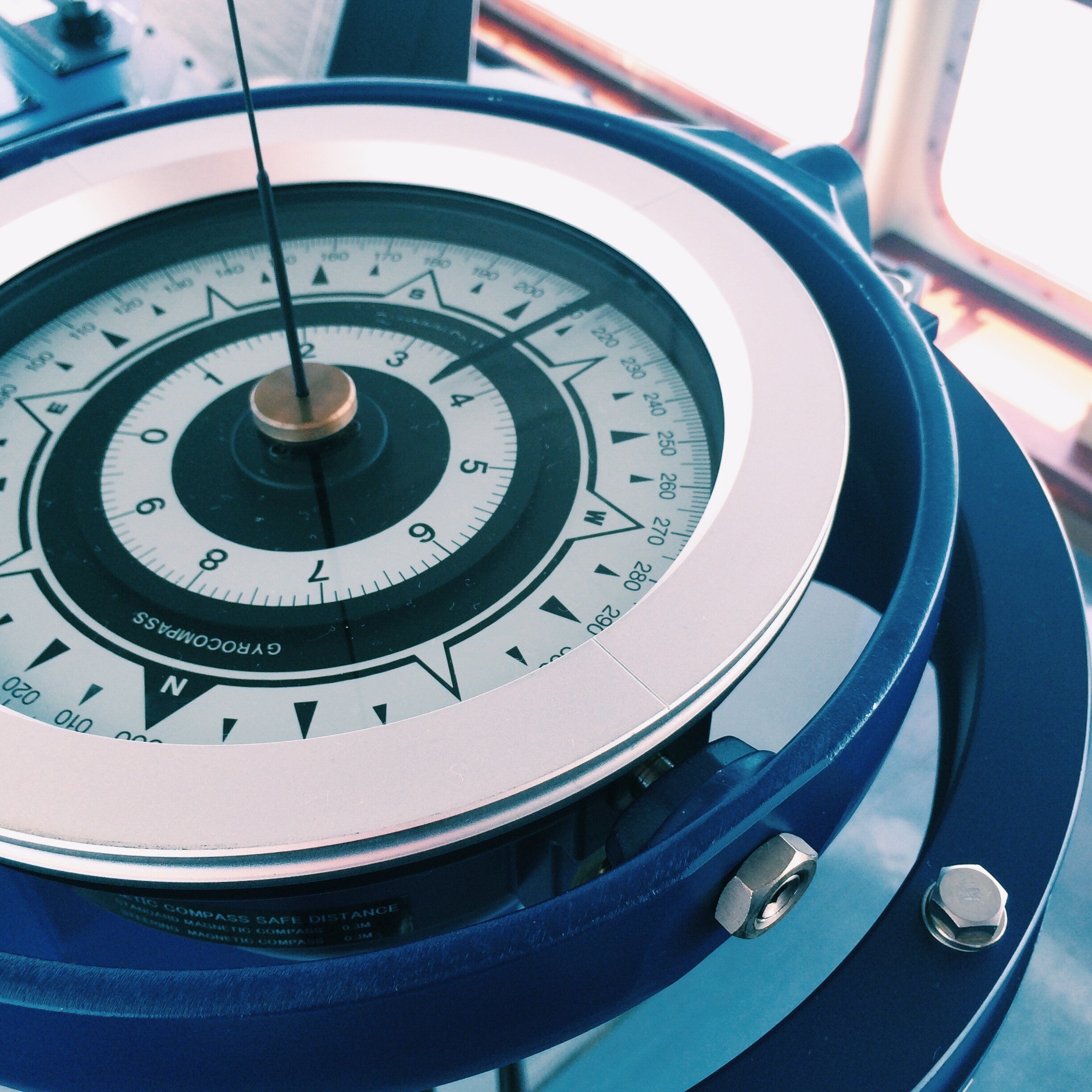 本船で使われた羅針盤