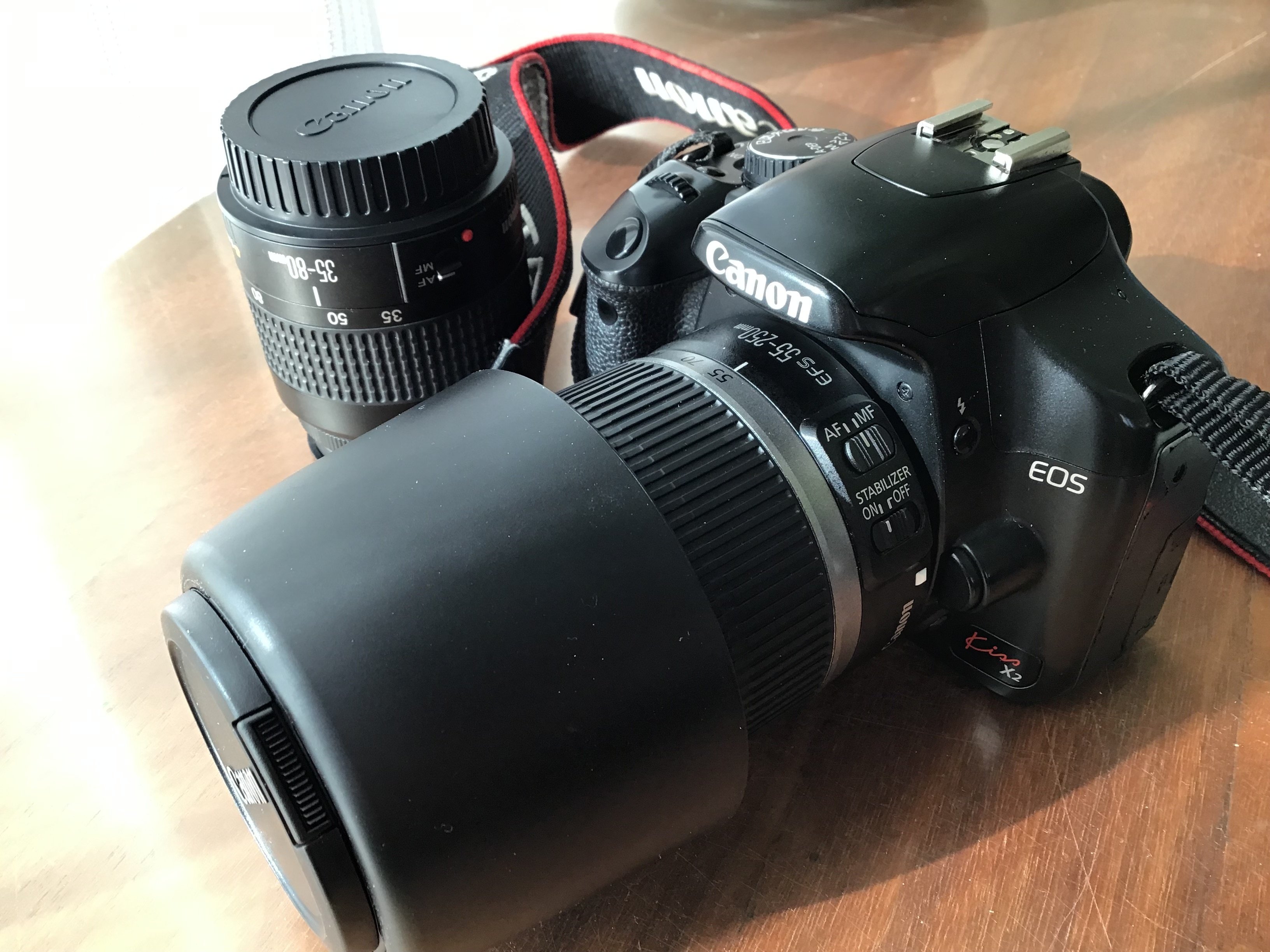 Canon EOS kissx2デジタル一眼レフカメラ