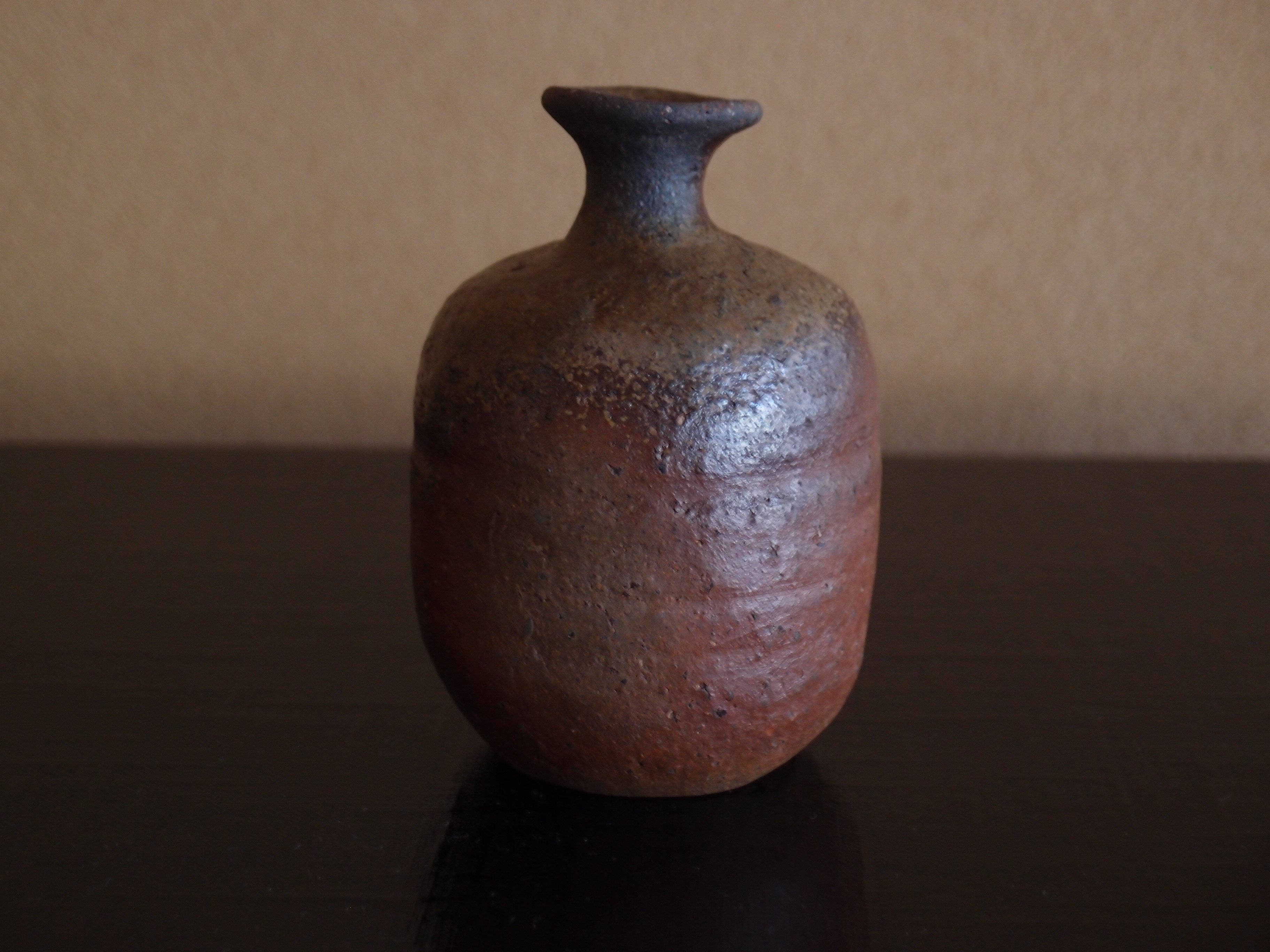 冬の酒器−古備前の徳利｜Crossing Lines