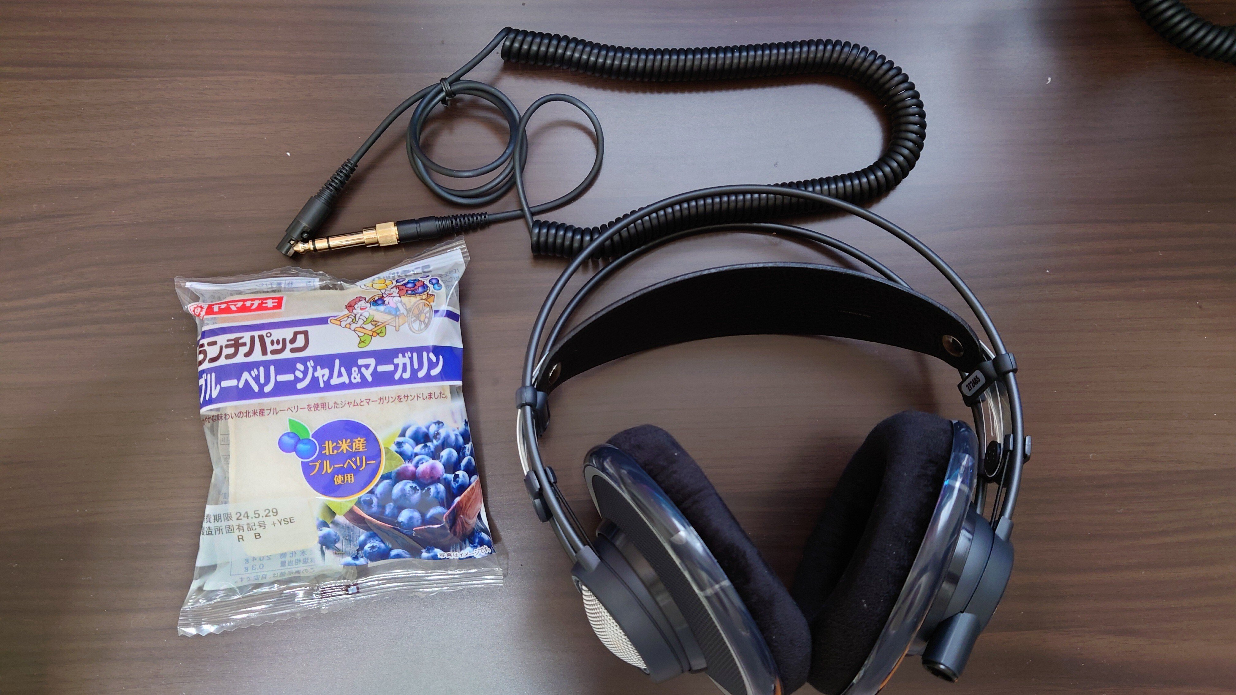 AKG K702 開放型ヘッドホン 使用時間わずか AKG K702 開放型ヘッドホン