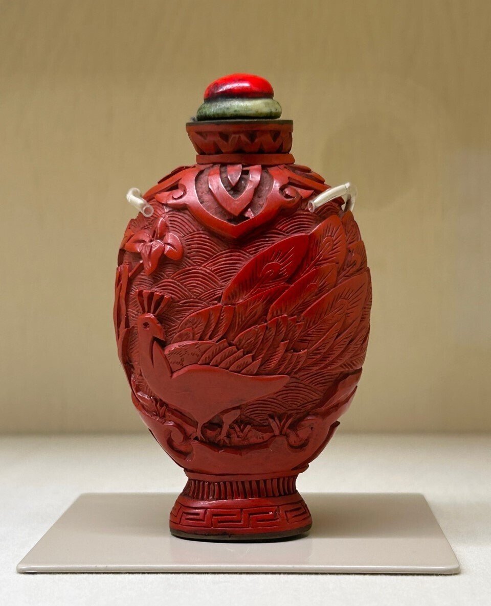 焼物 陶器 青磁 中国 鼻煙壺 焼物 陶器 青磁 中国 鼻煙壺 2025年最新