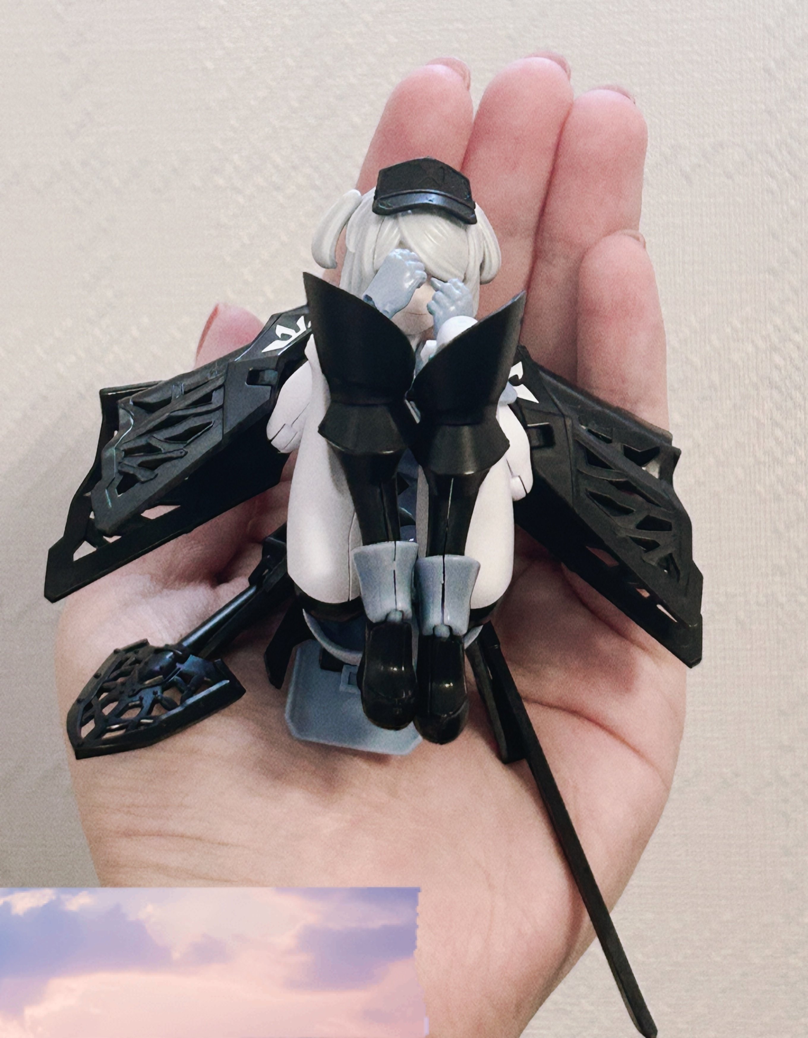 もうお前たちは美少女プラモデルから逃げるな｜臀部