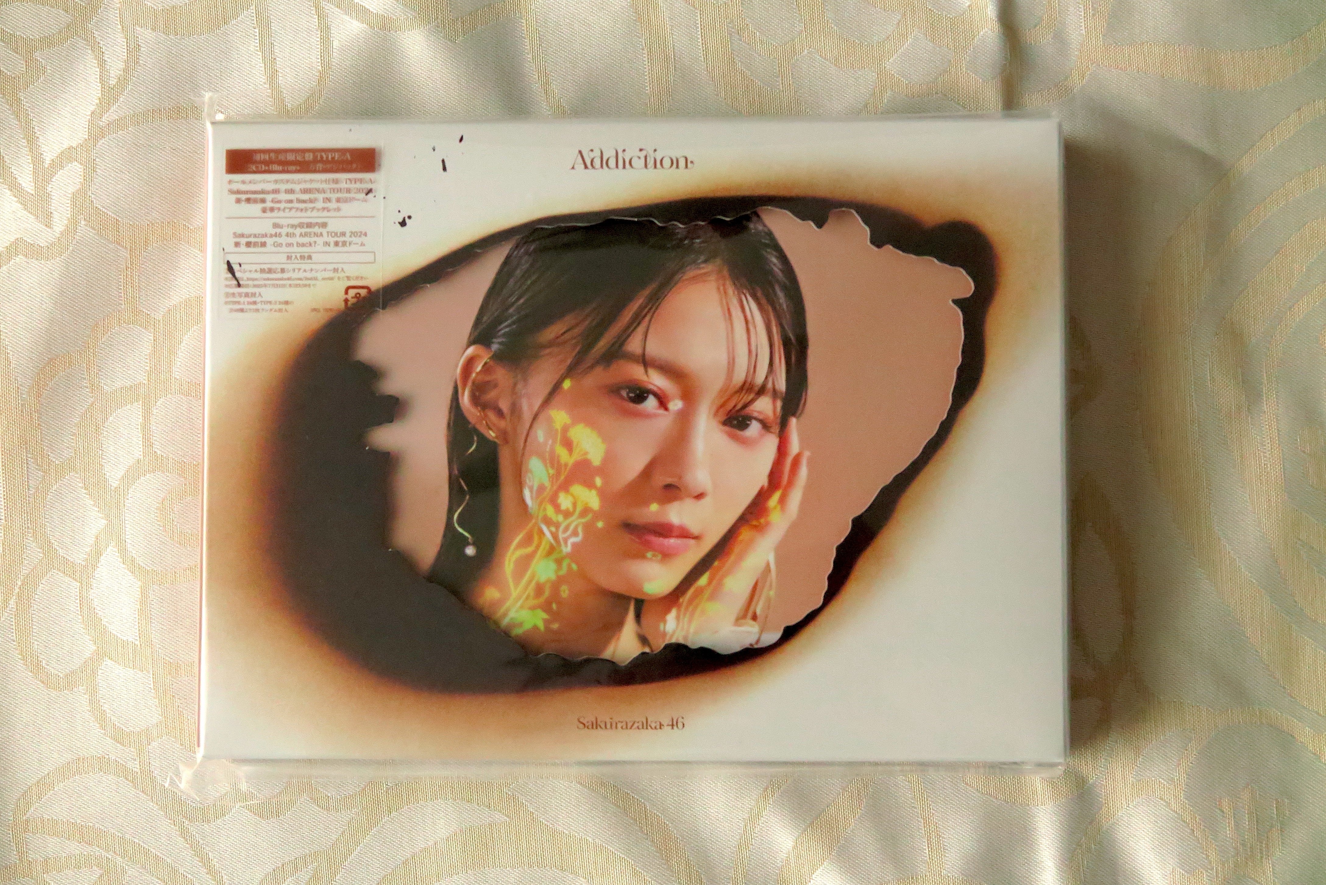 櫻坂46 森田ひかる サイン入りAddiction 2nd Album ポスター 櫻坂46