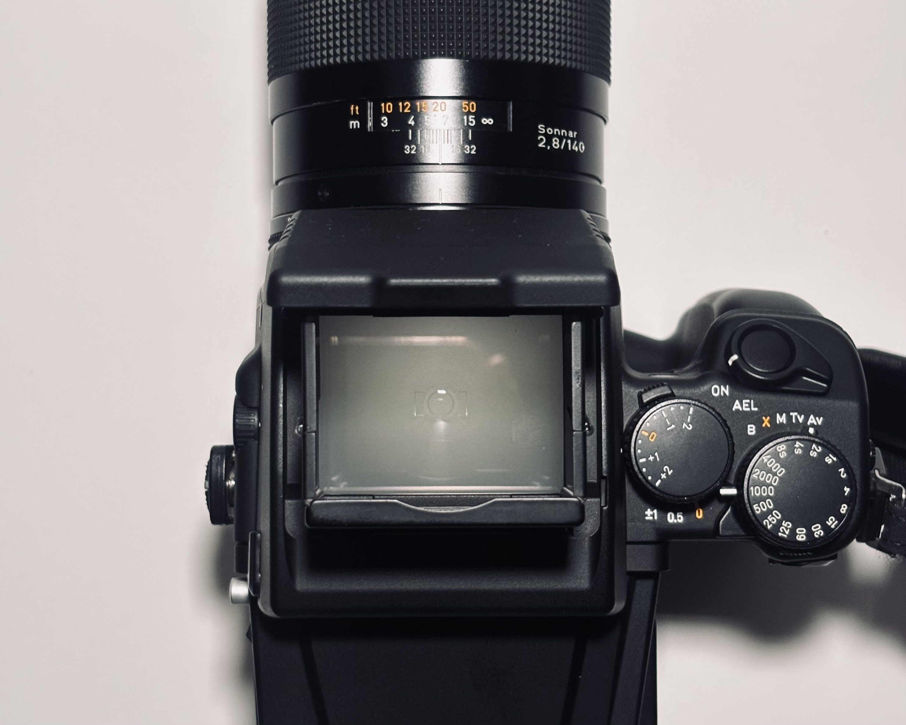 CONTAX645にウエストレベルファインダーを付けて思うこと｜Takumi Ikeda