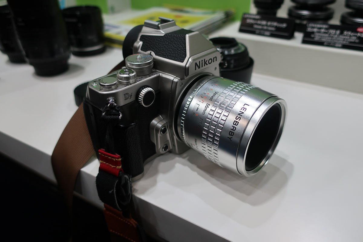 カメラのカラーはブラック？シルバー？｜きくりんぐ