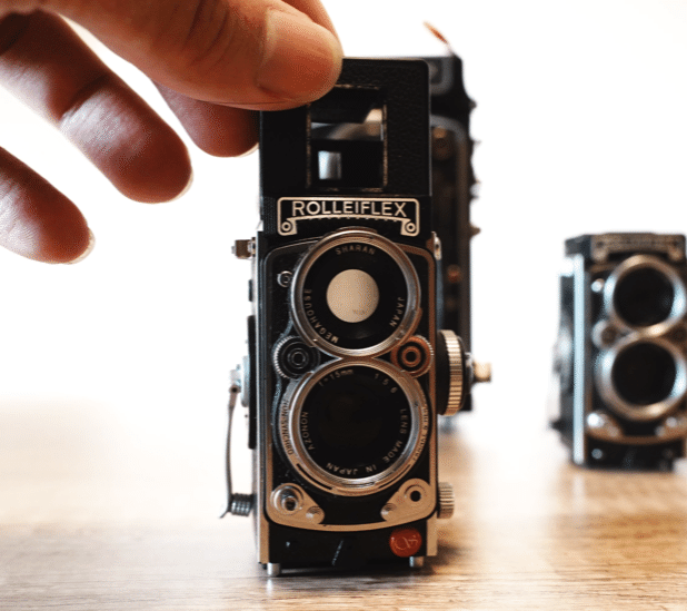 小さな巨人：ローライフレックスF2.8 ミニチュアモデルの魅力